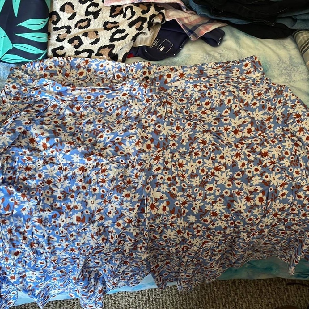 Cute floral skirt